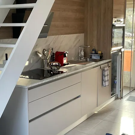 Daire Classe 3 Etoiles Face A La De La Nartelle