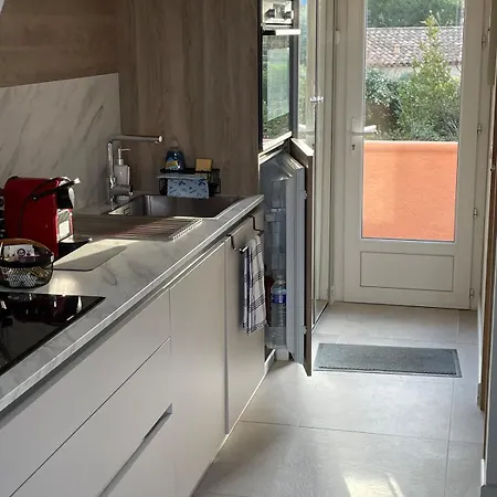 Daire Classe 3 Etoiles Face A La De La Nartelle Sainte-Maxime