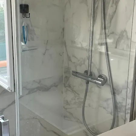 Daire Classe 3 Etoiles Face A La De La Nartelle Sainte-Maxime