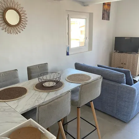 Daire Classe 3 Etoiles Face A La De La Nartelle Sainte-Maxime