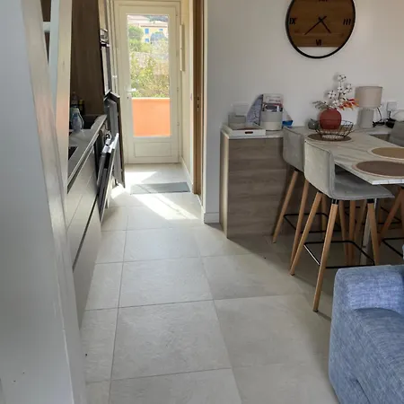 Classé 3 étoiles Face à La De La Nartelle Appartement *